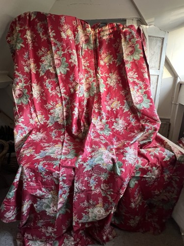 Vintage curtain panel - curtain, red